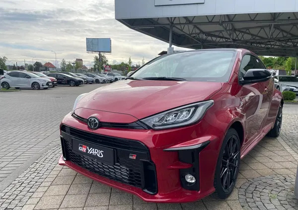 wolbórz Toyota Yaris cena 194800 przebieg: 5, rok produkcji 2024 z Wolbórz